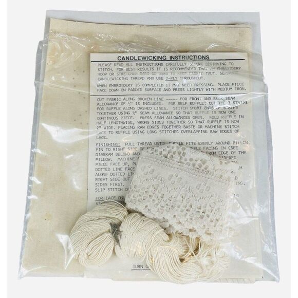 Vintage 1980s Candlewicking Pillow Kit Flowers Hearts Open Package Cottagecore - Picture 4 of 4